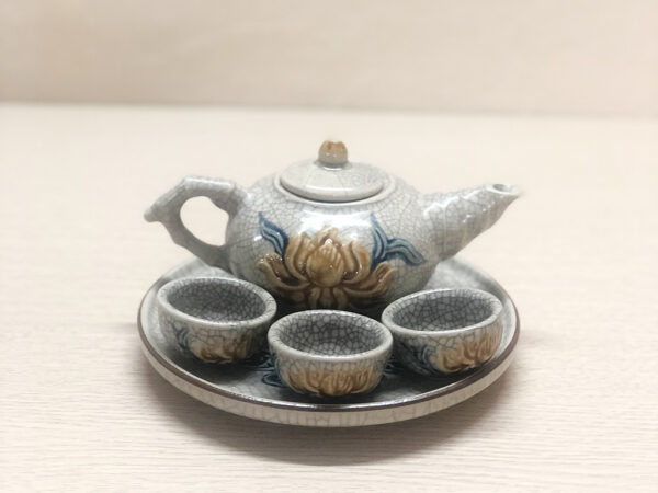 Bộ ấm chén thờ 3 men rạn nổi 1