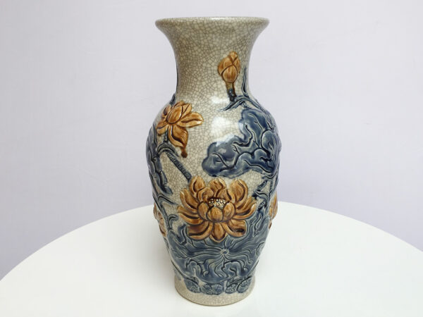 Lọ hoa thờ men rạn hoa sen miệng tròn cao 22cm 1